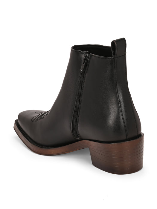 Ray Men's Boots with stitching detail