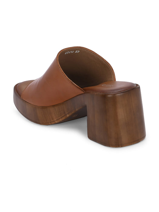 Nyla Women Platform Heel