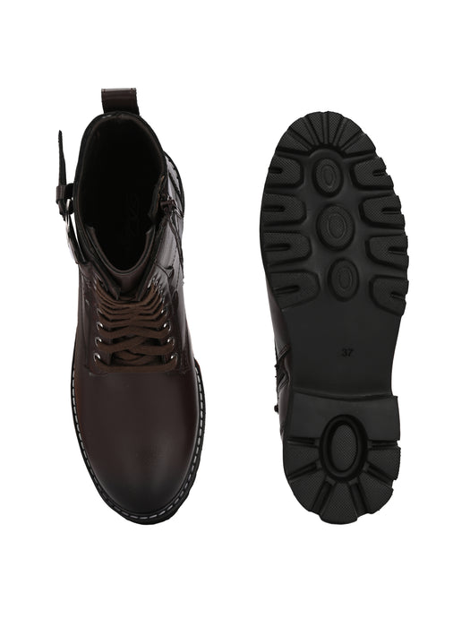 Sierra Derby Boot with buckle detail