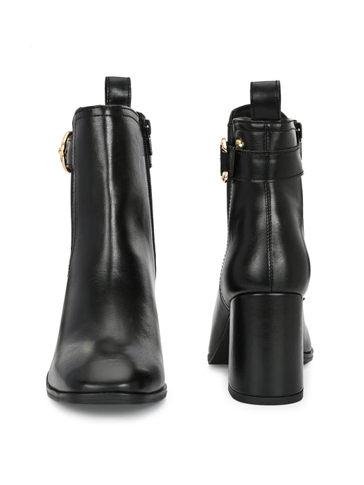 Betty Ankle Boots with buckle