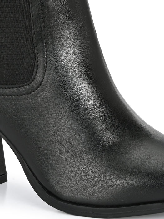 Betty Ankle Boots with buckle