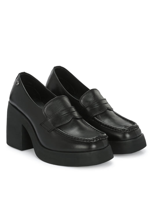 Valentina Women's Moccasin