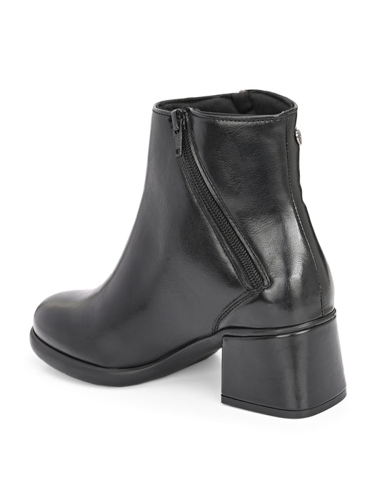 Daffy Mid Heel Ankle Boot