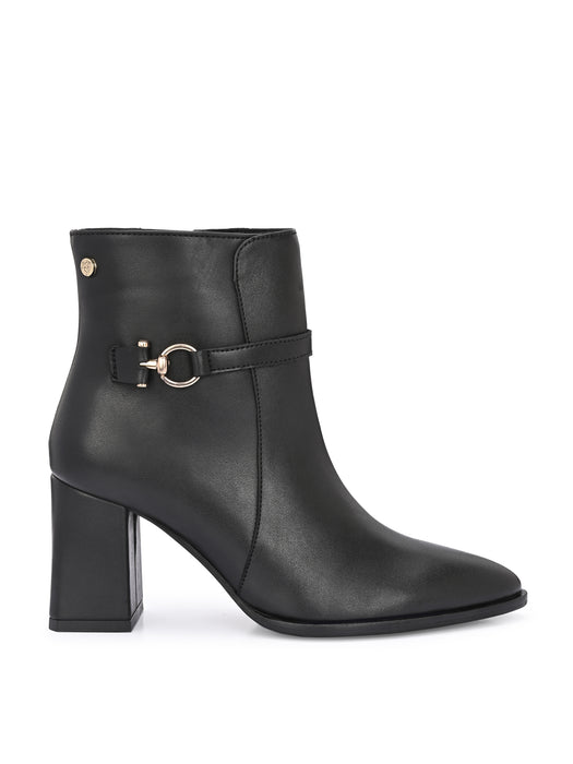 Dove Ankle boot with strap detail