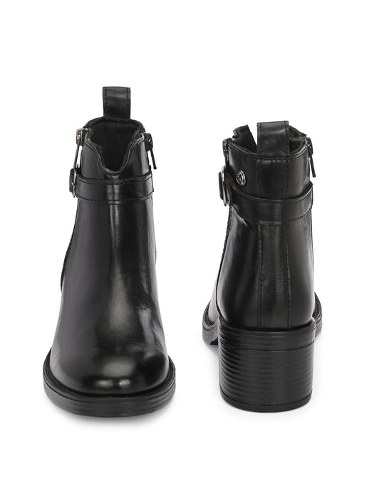 Vindy Ankle Boots with buckle detail