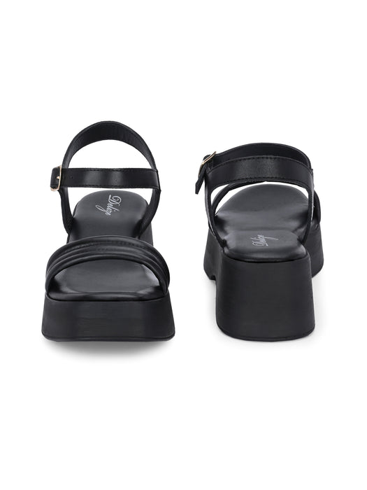 Naomi Women's Cushioned Strap Sandals
