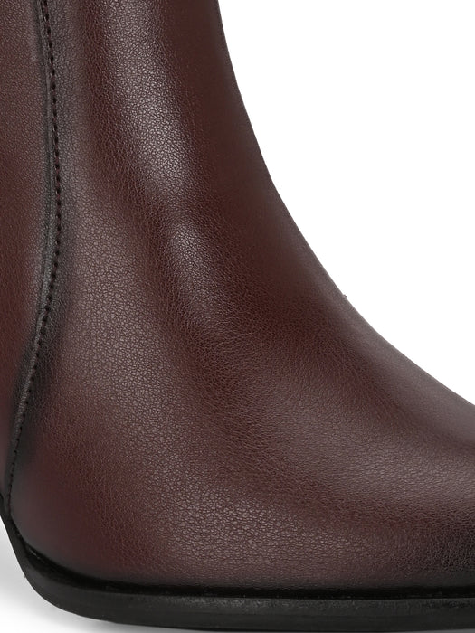 Dove Ankle boot with strap detail
