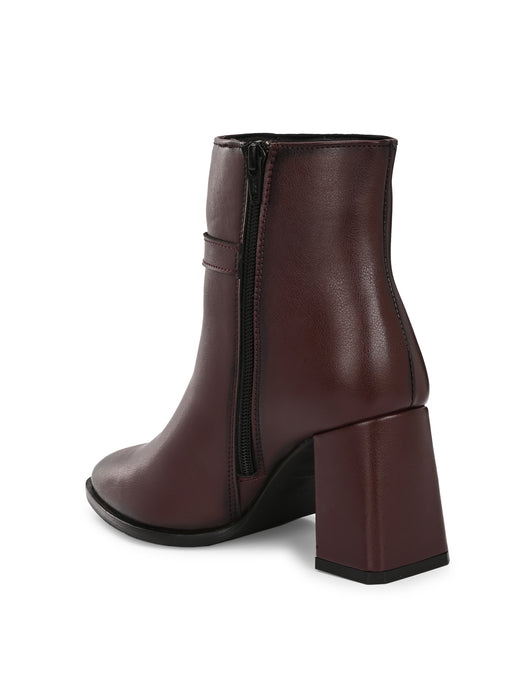 Dove Ankle boot with strap detail