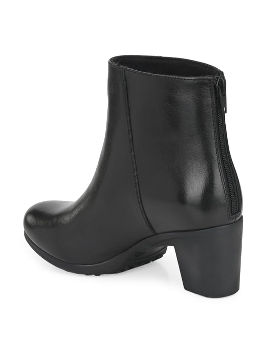 Wonder Ankle Boots