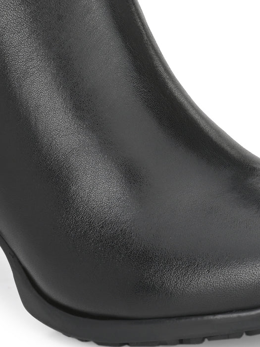 Wonder Ankle Boots